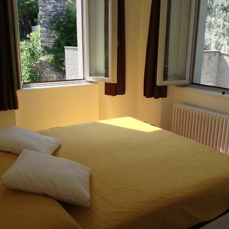 Larius Apartment Parking Carate Urio Dış mekan fotoğraf